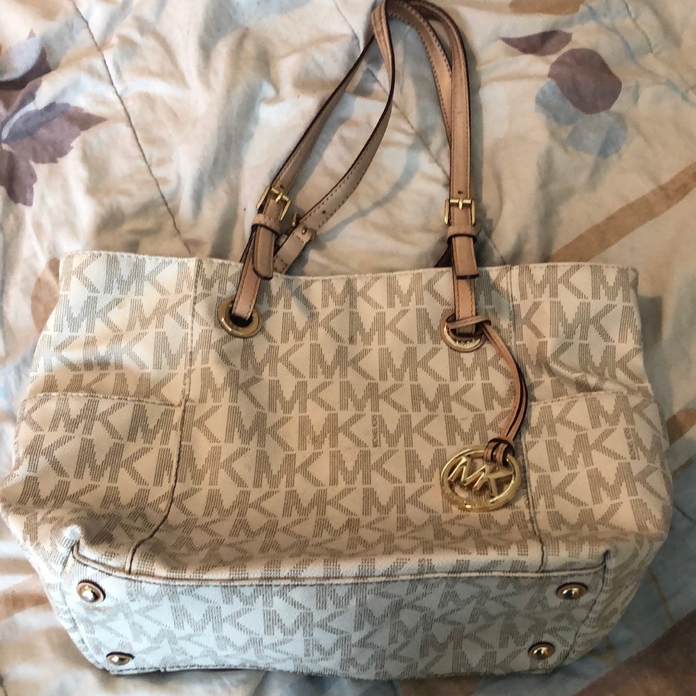 MK purse
